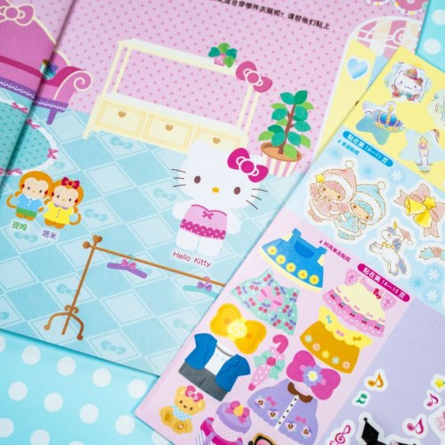 Hello Kitty和她的小伙伴们·闪闪亮小粉书·童话号