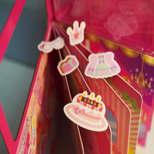 Hello Kitty磁力贴绘本.今天我来点餐