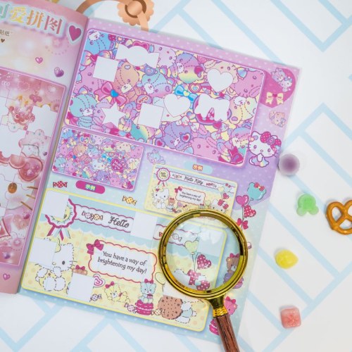 Hello Kitty和她的小伙伴们·闪闪亮小粉书·软糖号