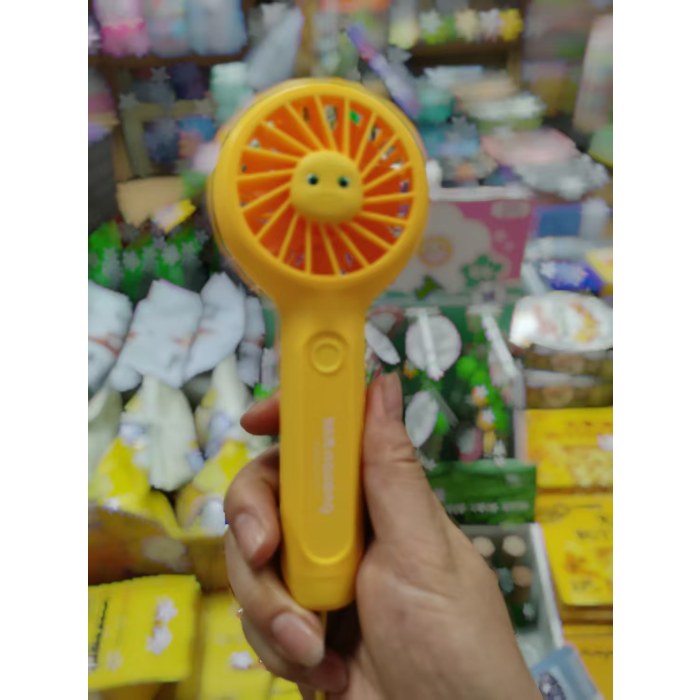 奶龙便携手持风扇