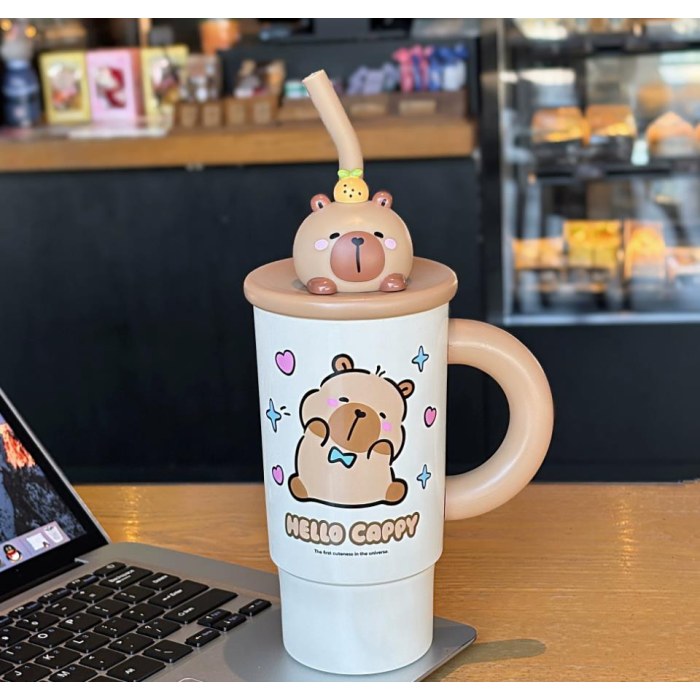 CH-8519卡皮巴拉搪胶桌面手柄杯575ml(浅咖）