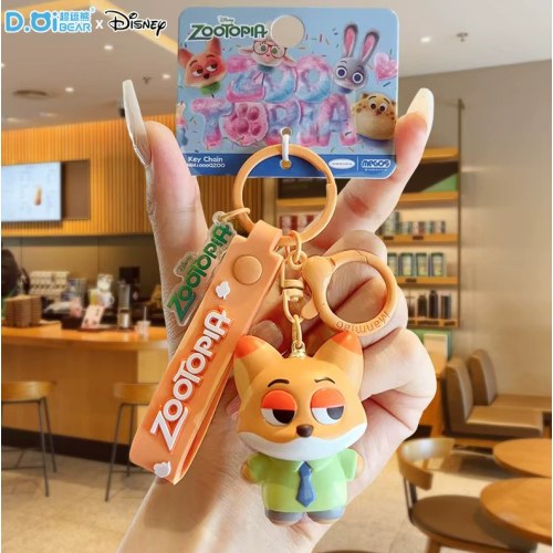 DJ25671疯狂动物城毛球款钥匙扣