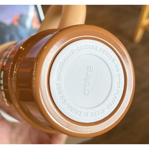 CH-8519卡皮巴拉搪胶桌面手柄杯575ml(深咖）