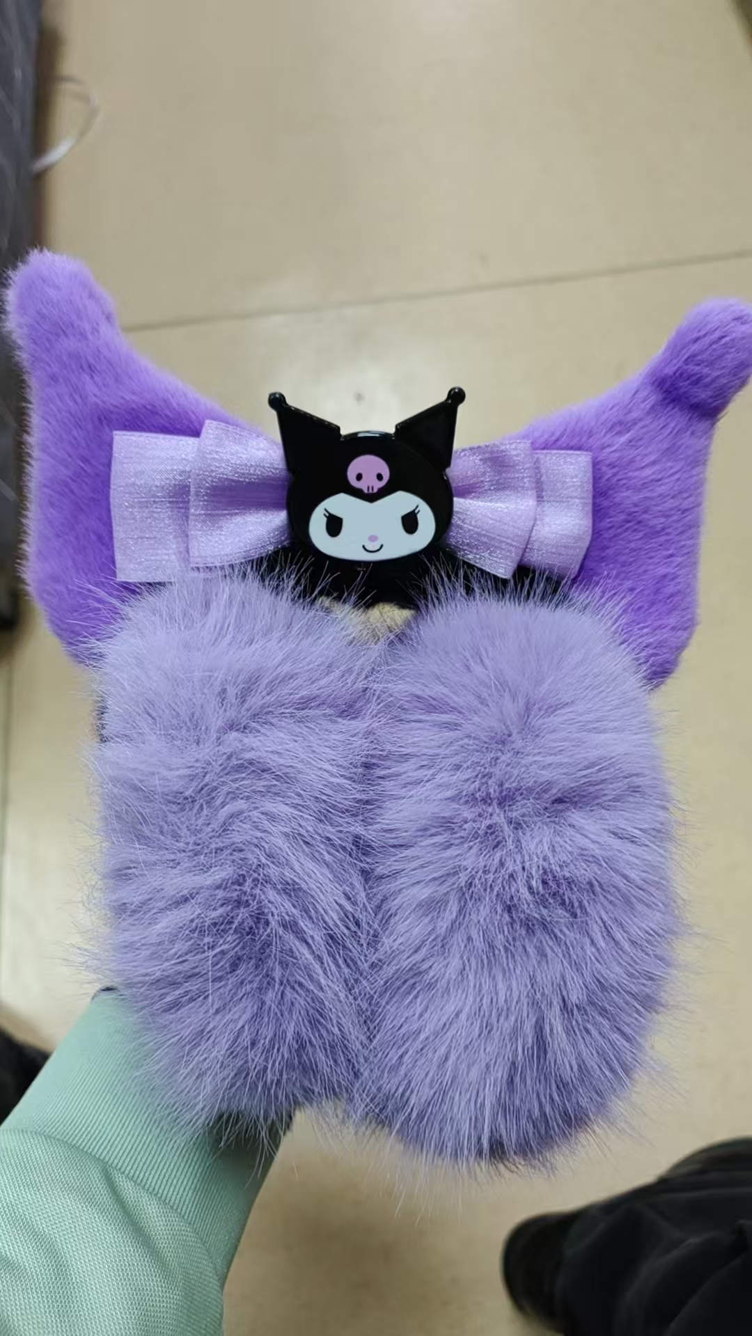 EK2551三丽鸥家族系列耳暖-大耳朵蝴蝶结酷洛米大毛球耳暖