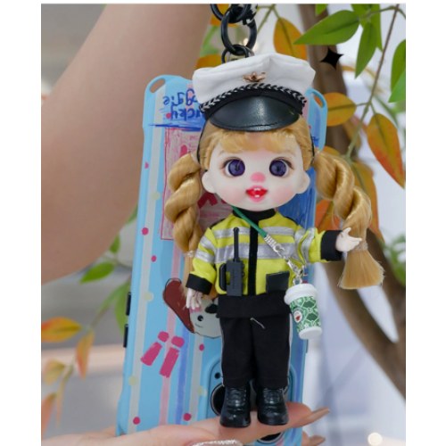 萝莉芬-交警娃娃