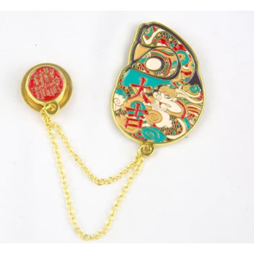 玉猪龙磁吸徽章