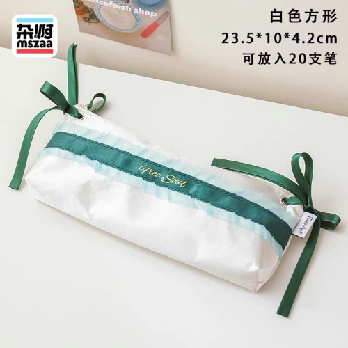 杂啊 高颜值ins风笔袋大容量学生痛包笔袋小众设计不撞款文具袋 （白色方形）