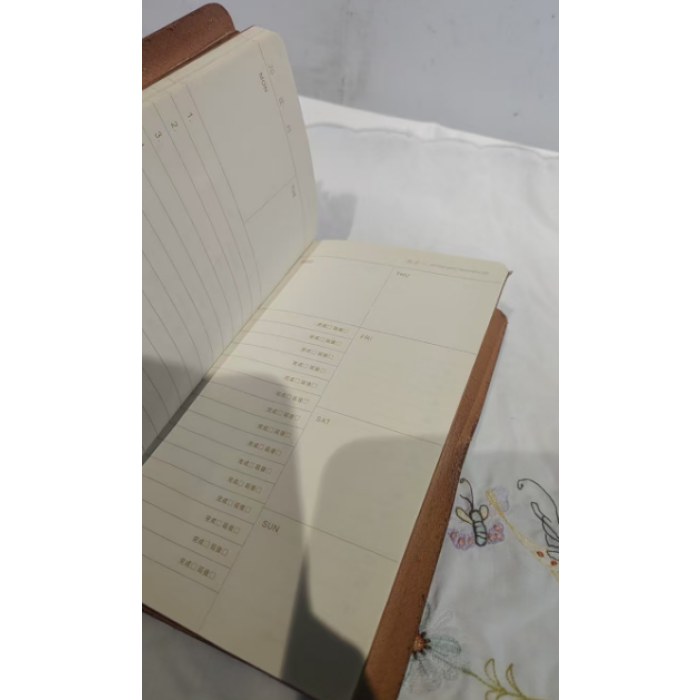 小手帐渐变黄茶色