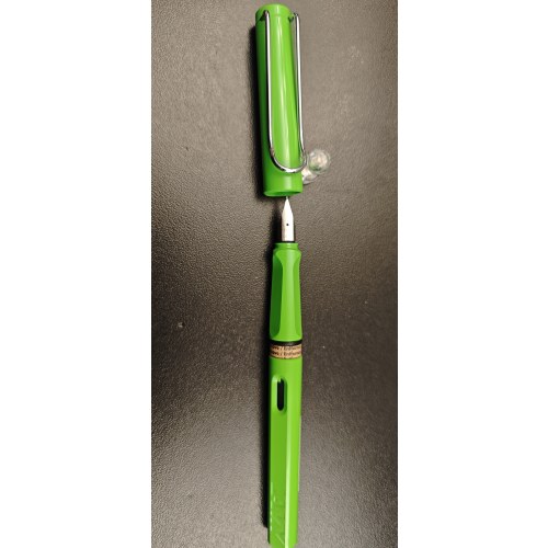 凌美钢笔狩猎者13f——苹果绿（限量版）