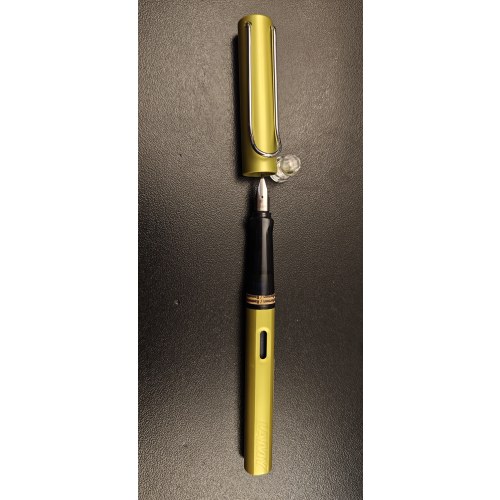 凌美钢笔恒星052f——电光绿